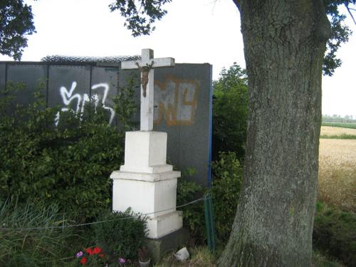 Memoriekruis Karlogweg bocht Padweg