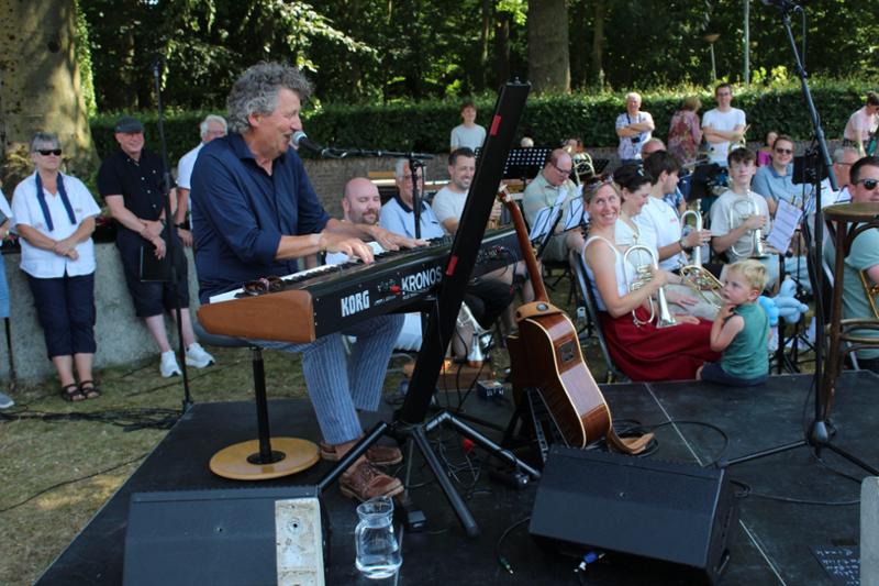 Vijf jaar kaarsenkapel Camillus gevierd